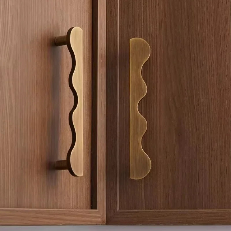Wave Cabinet Pull