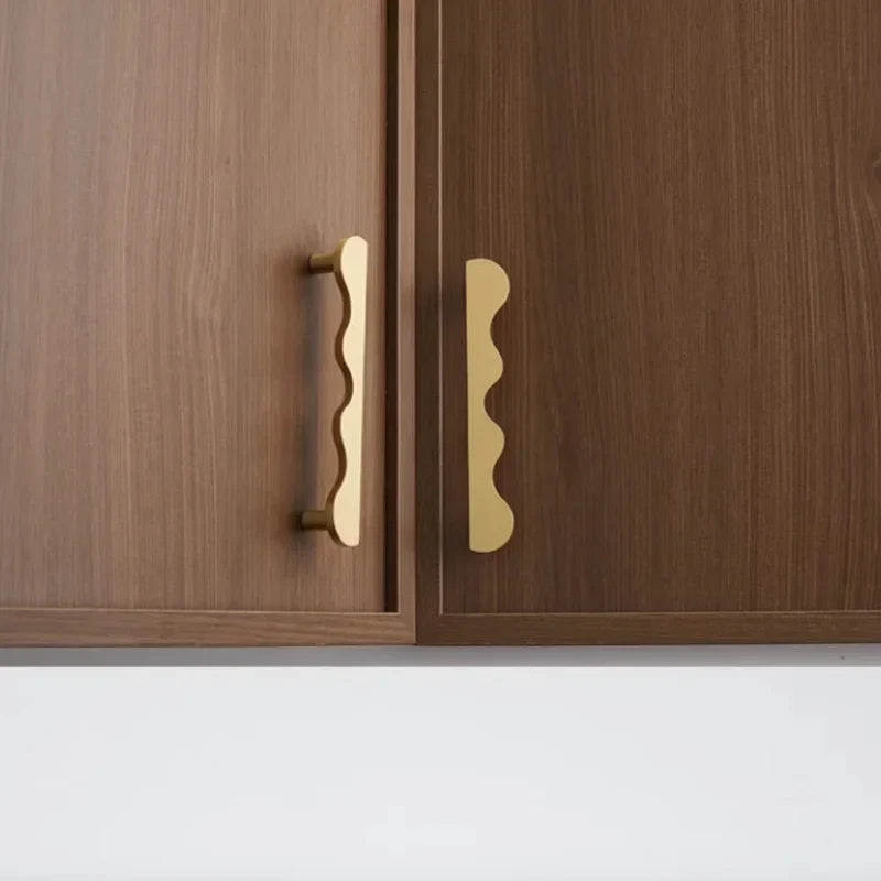 Wave Cabinet Pull