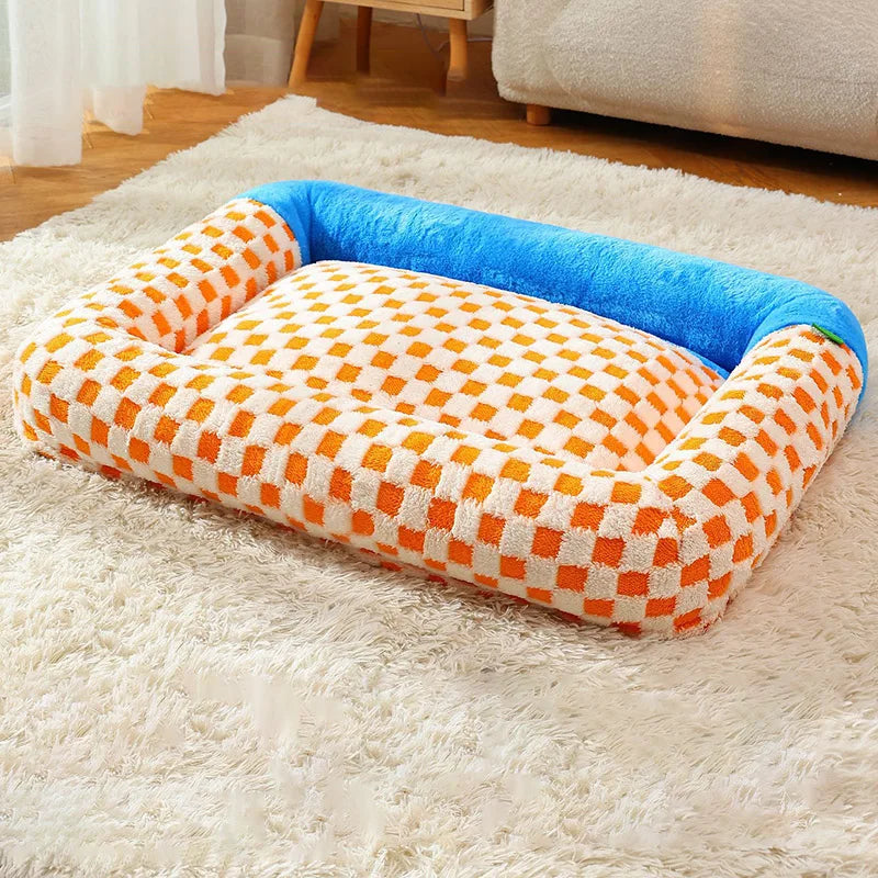 Checker Nest Pet Bed
