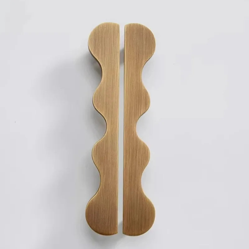 Wave Cabinet Pull