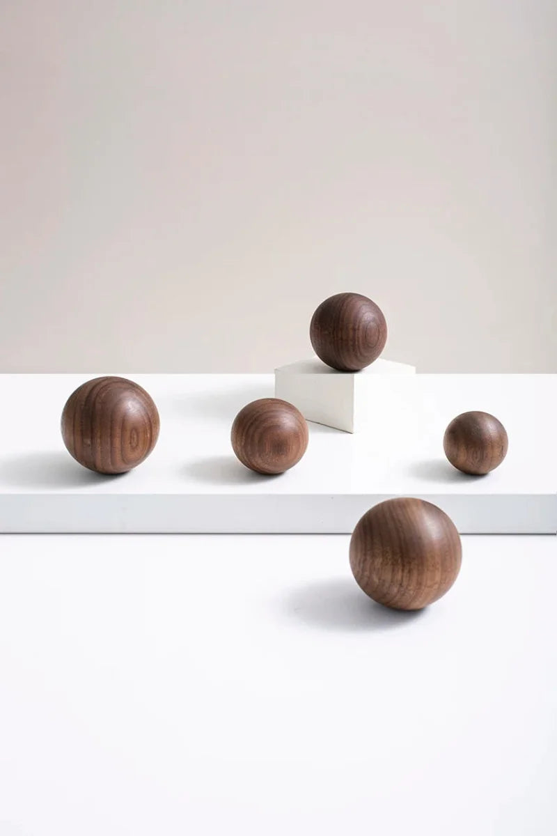 Niko Wooden Knobs