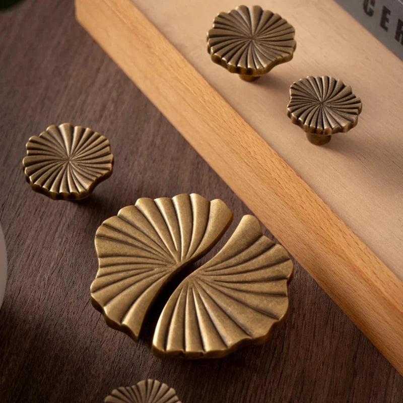 Solenne Fan Cabinet Knobs