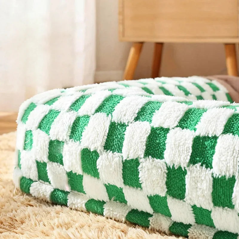 Checker Nest Pet Bed