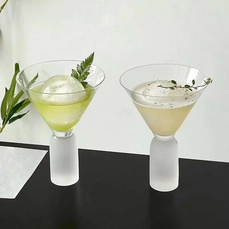 Pedestal Martini Coupe