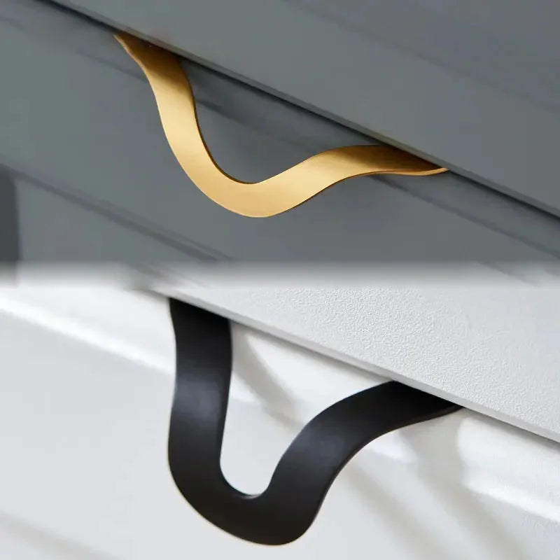 Fluere Cabinet Handles