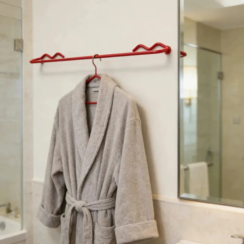 Wiggle Towel Bar