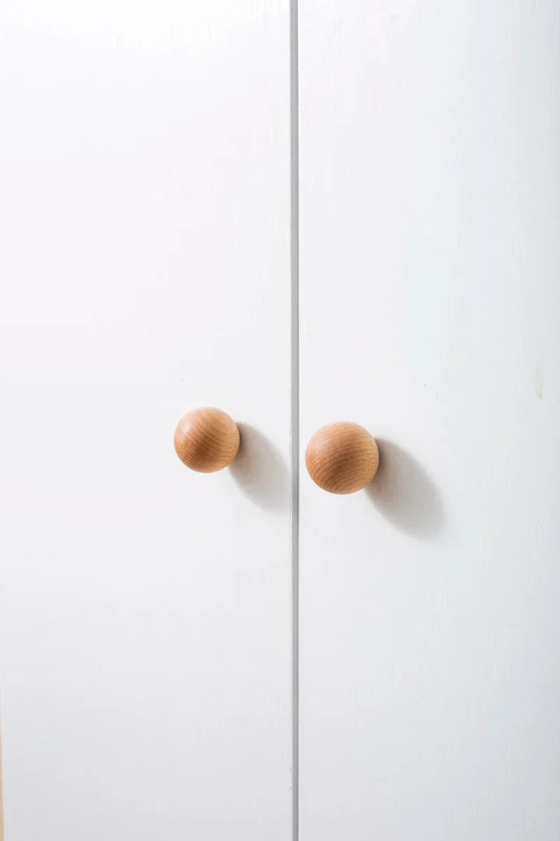 Niko Wooden Knobs