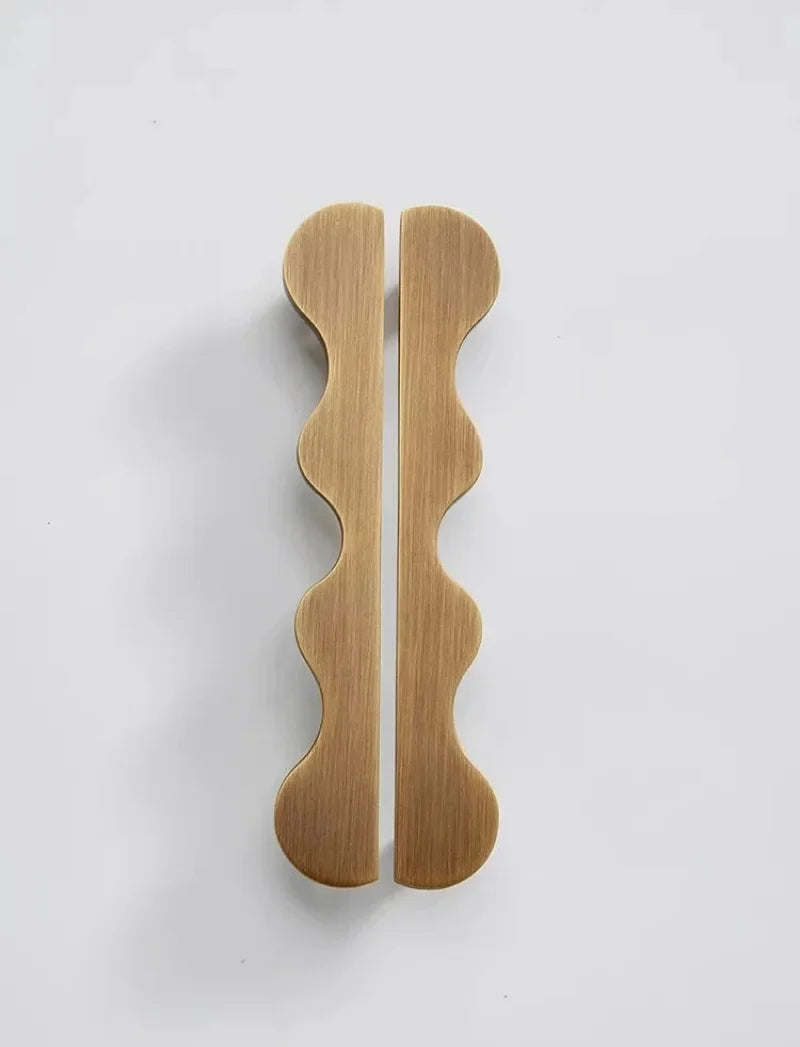 Wave Cabinet Pull