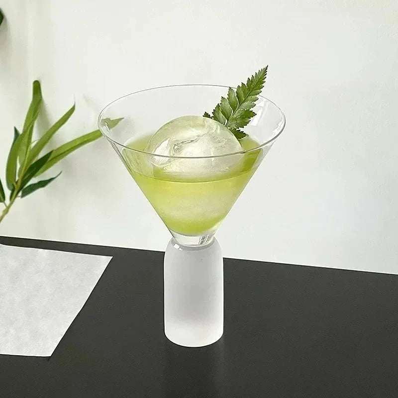 Pedestal Martini Coupe