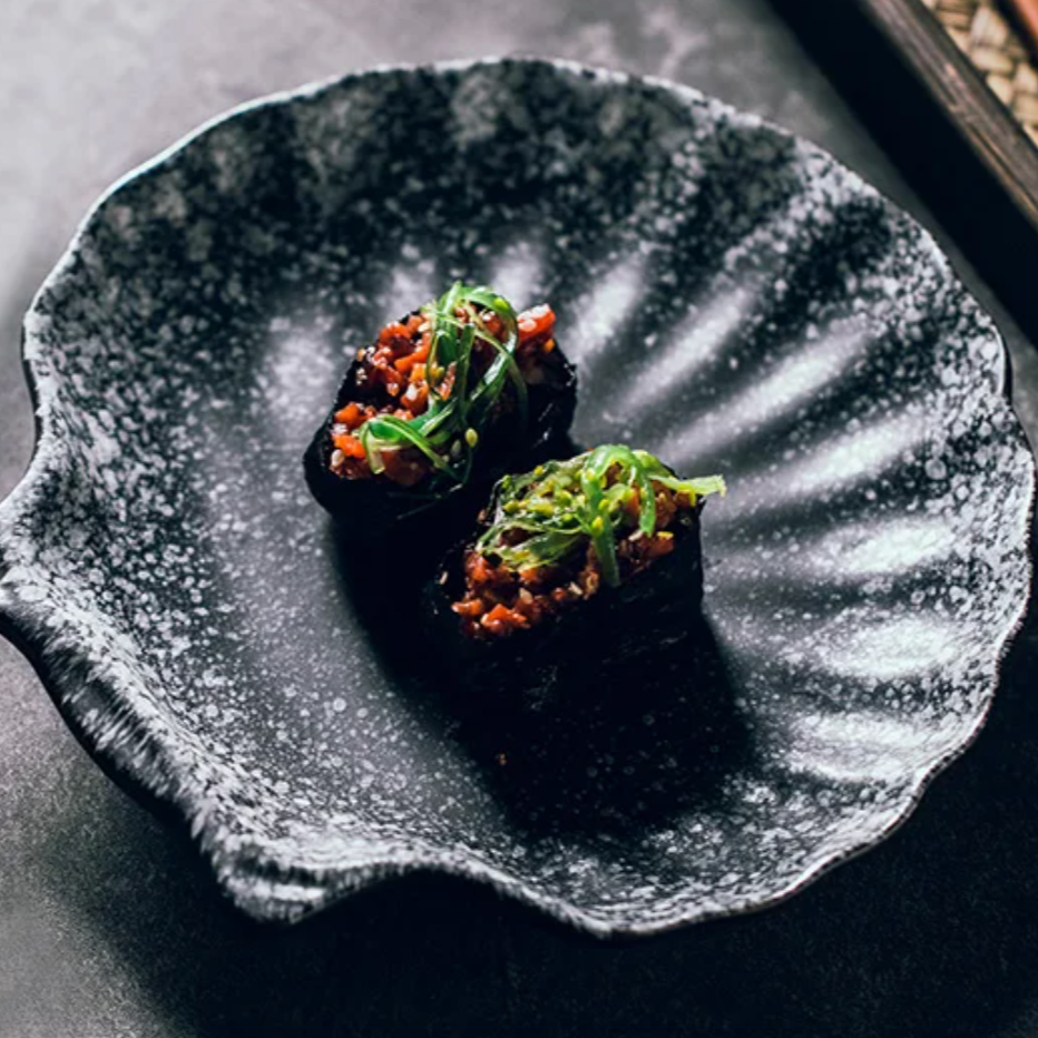Shell Plates Black