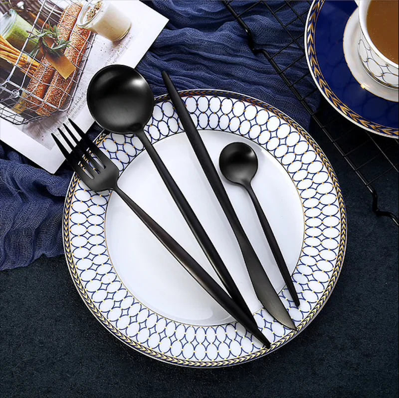Rome Black Silverware Set
