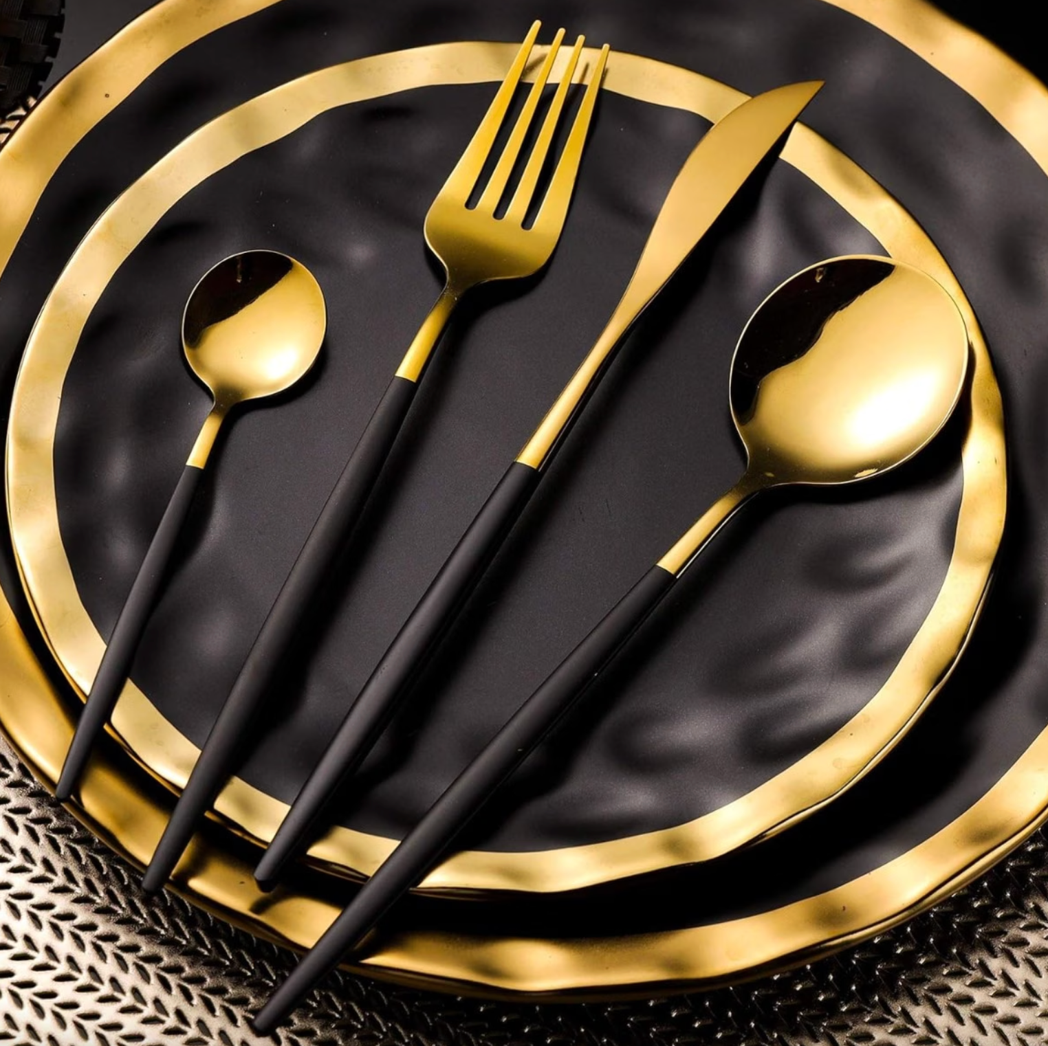 Regalia™ – Royal Dining Cutlery Set