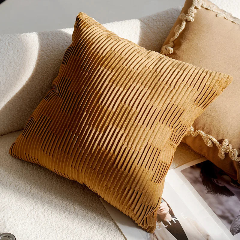 Savanna Trace Pillow Cover Pleats