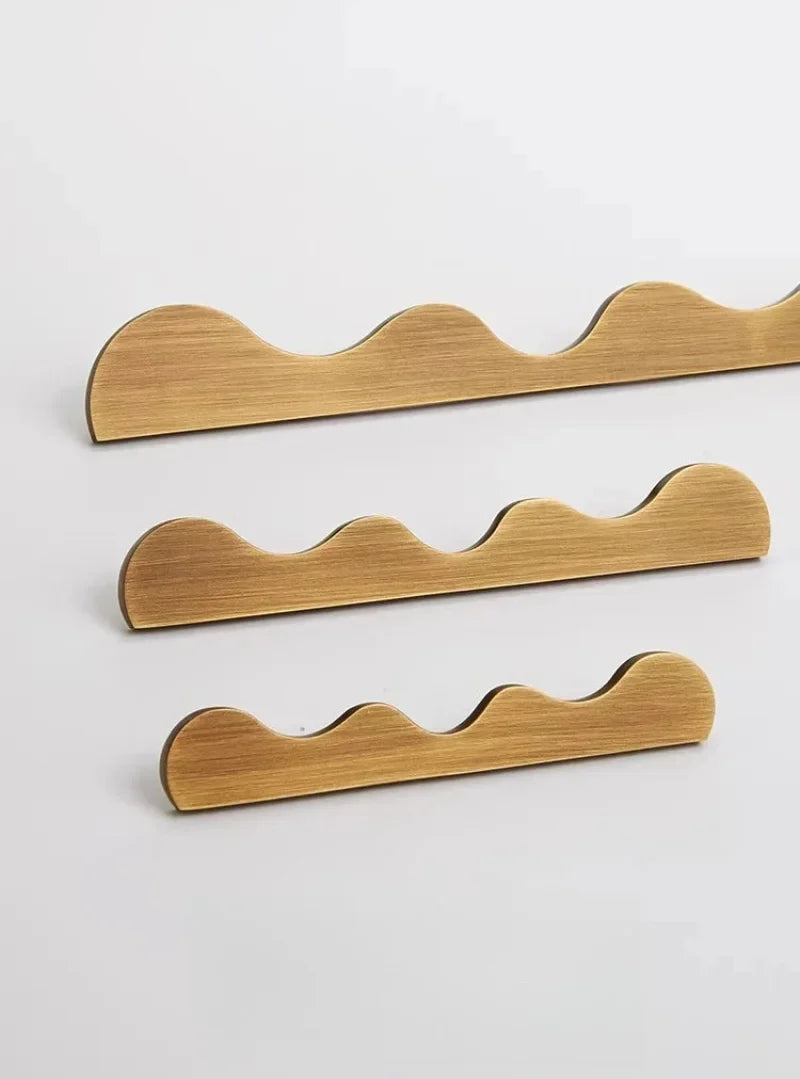 Wave Cabinet Pull