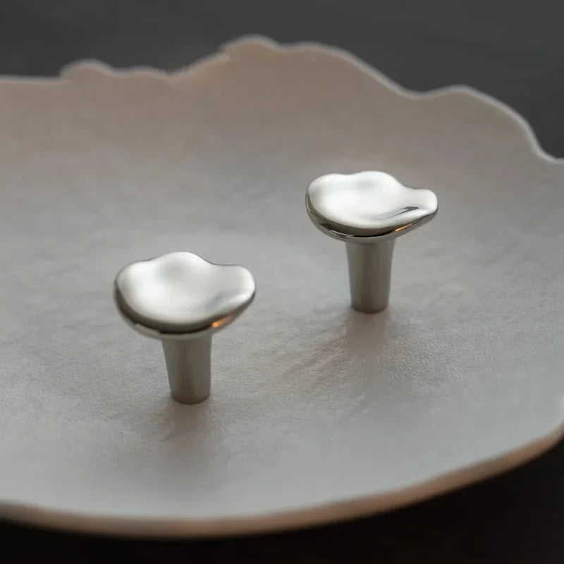 Chanterelle Brass Cabinet Knob