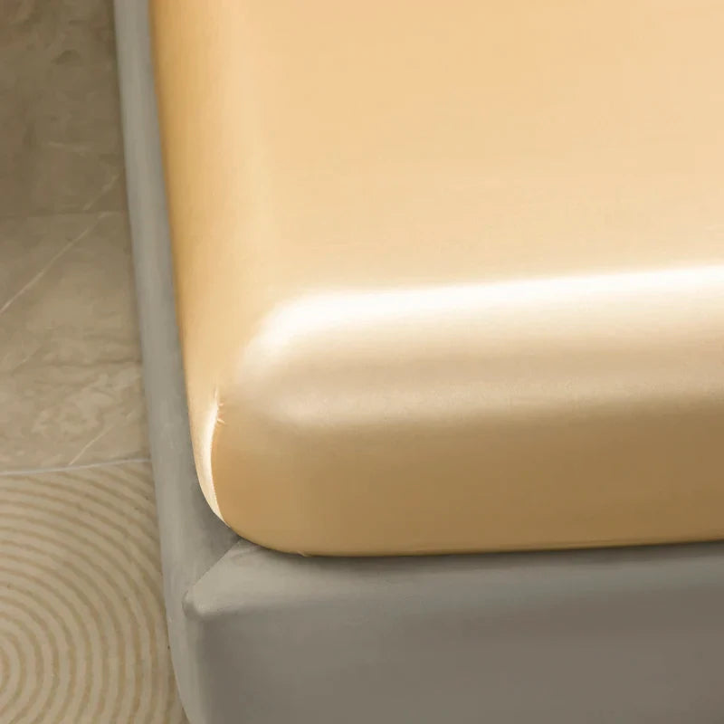 Luxury Satin Sheets - Silky Bedding Set with Pillowcases