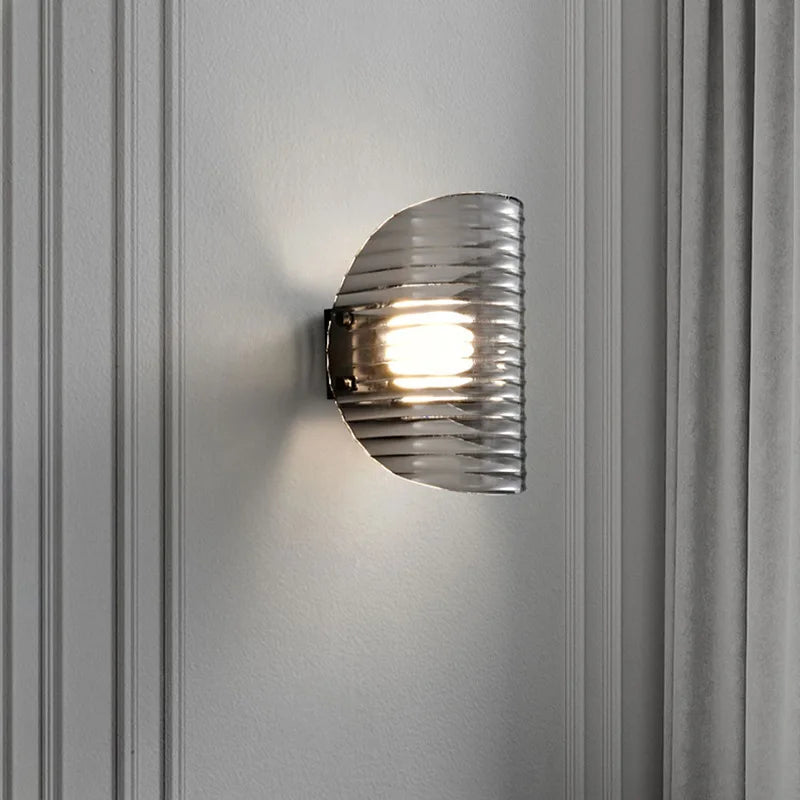The Obsidian Ray Wall Lamp