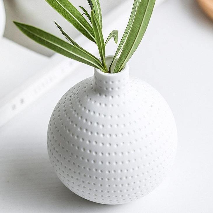 Raindrop Vases with Texture Spotted