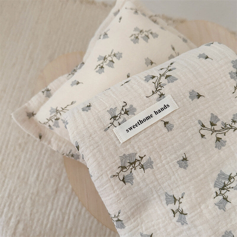 Hyacinth Floral Muslin Toddler Blanket & Pillow Set – 47″×51″
