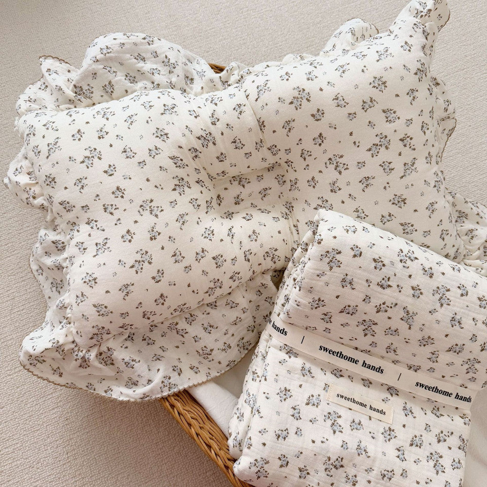 Floral Muslin Baby Blanket – Soft Cotton for Newborns & Kids Blue Plumbago