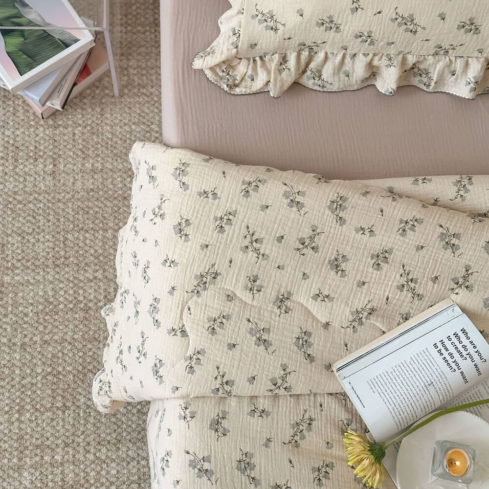 Hyacinth Floral Muslin Quilt – Ruffle Edge Cotton Bedding