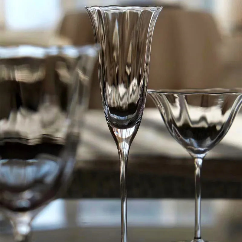 Clear Grove Wine Glass