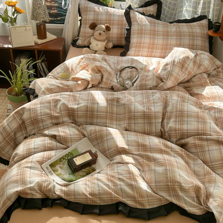 Romantic Plaid Bedding