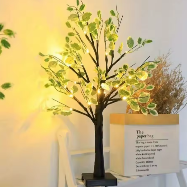 Green Leaf Tree Lamp
