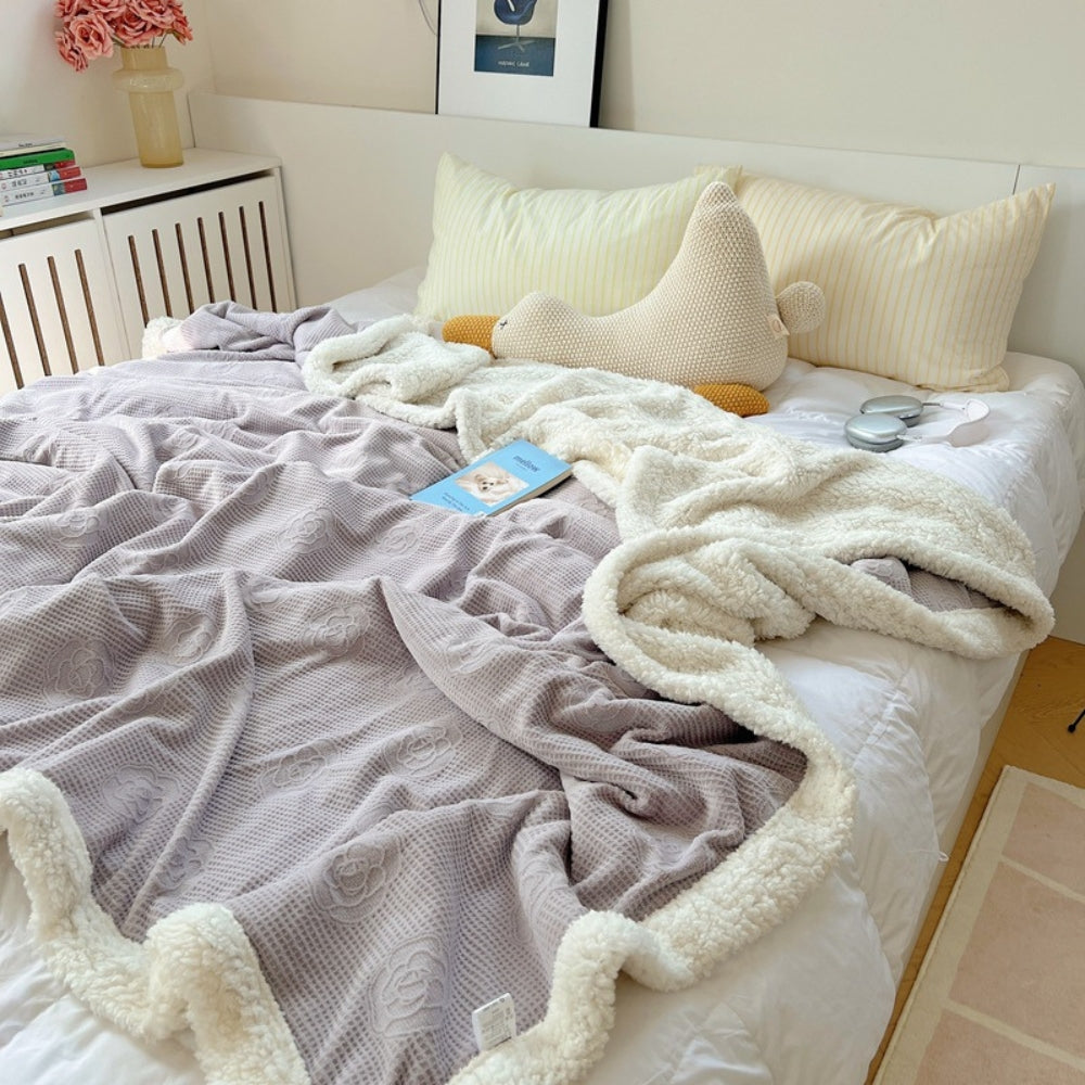 Solène Floral Embossed Sherpa Blanket Mauve Haze