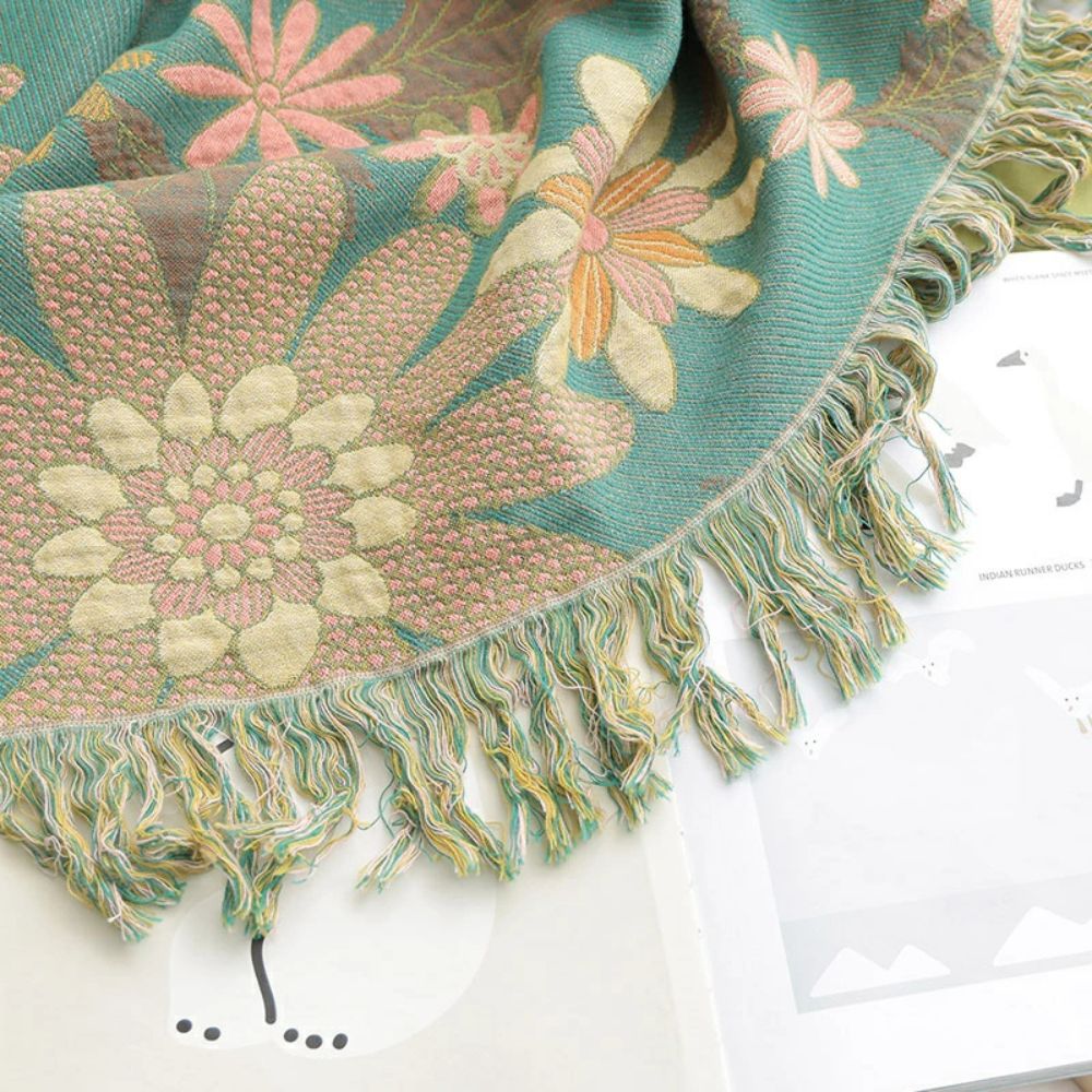 Verdant Bloom Reversible Jacquard Blanket