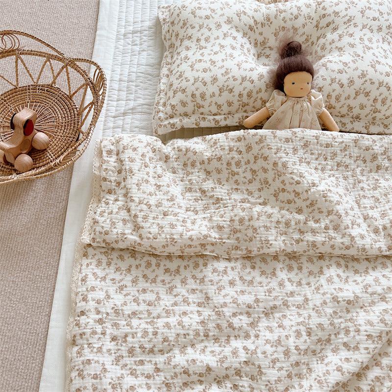 Camellia Floral Baby Crib Quilt – Soft Cotton Gauze Bedding