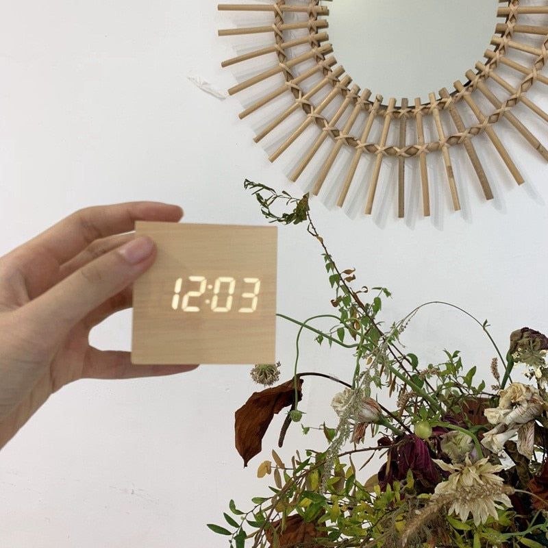 Wood O'clock Bamboo Digital Desk Clock