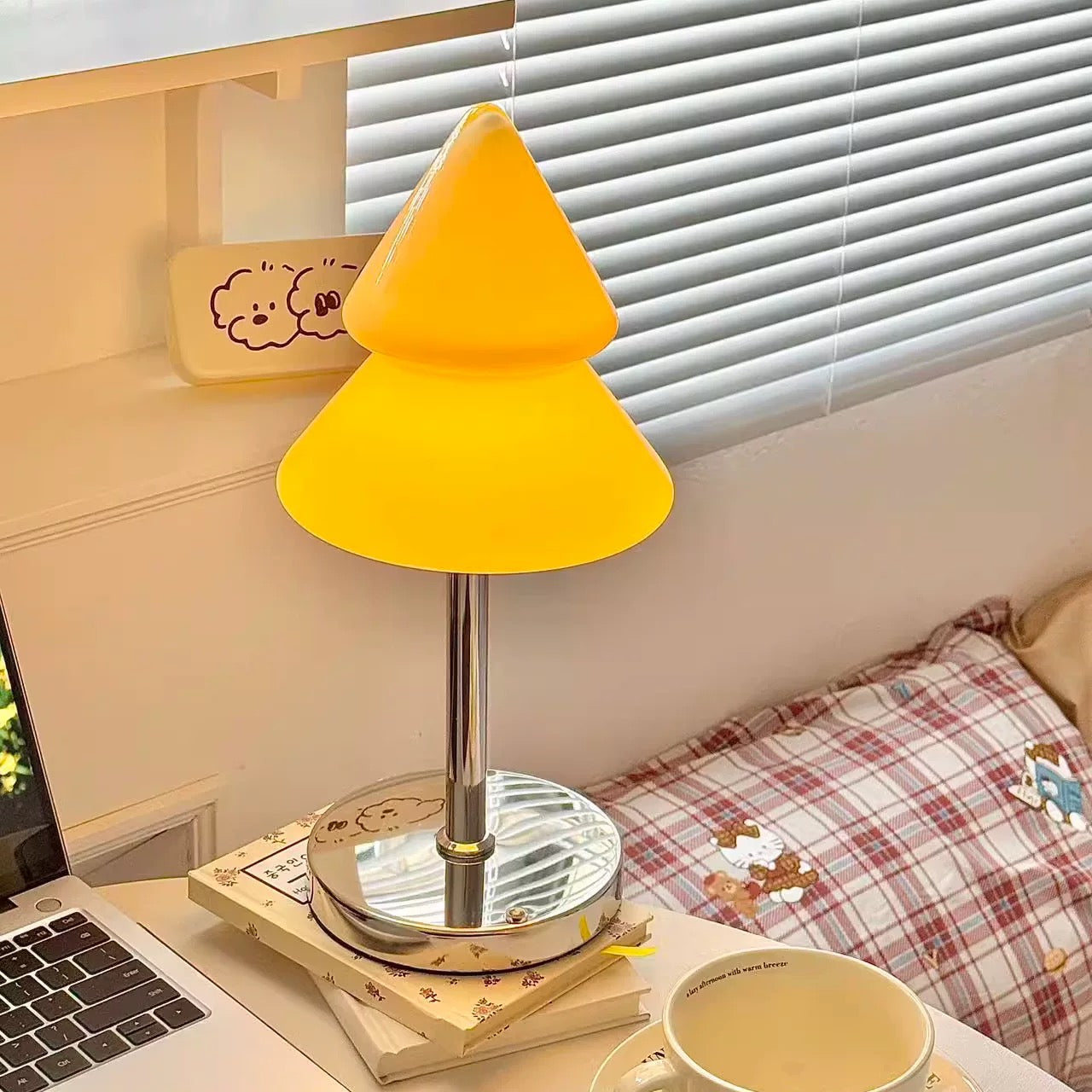 Christmas Tree Glass Table Lamp White
