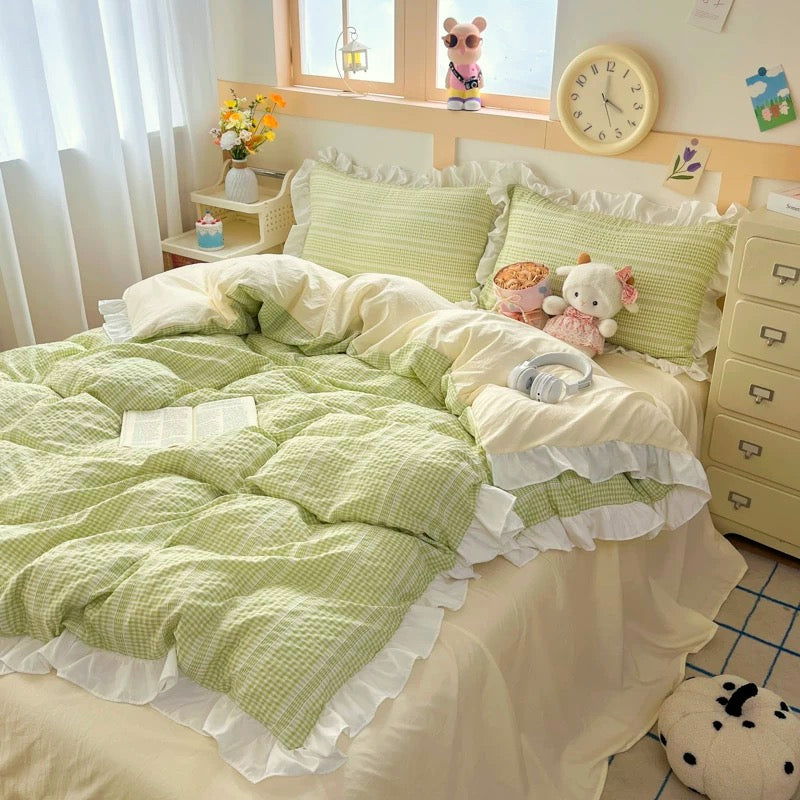 Green & Cream Ruffle Bedding Set
