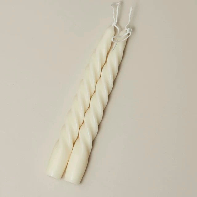 2 pc Spiral Candles White 2