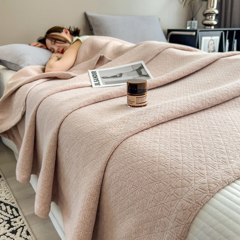 Pure Cotton Blanket - Minimalist Pattern