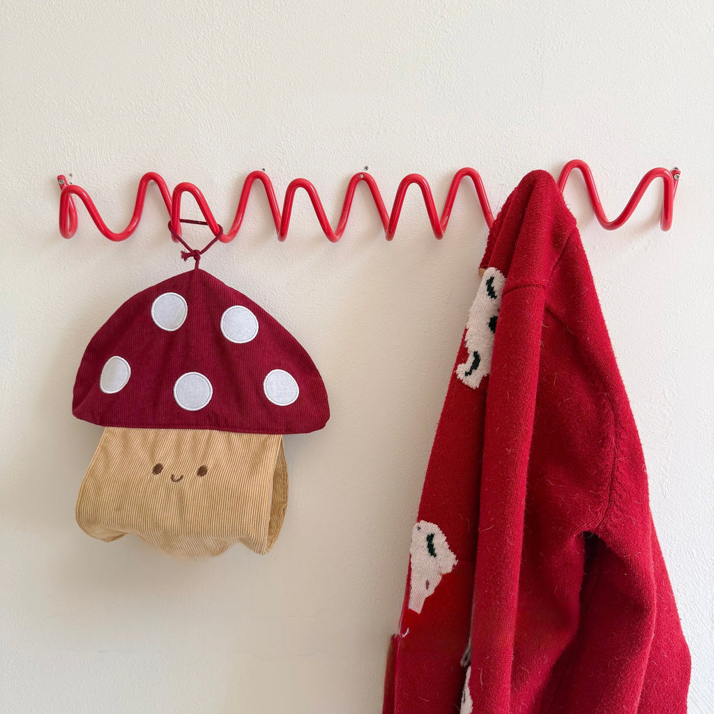 Modern Metal Wavy Wall Hook Rack