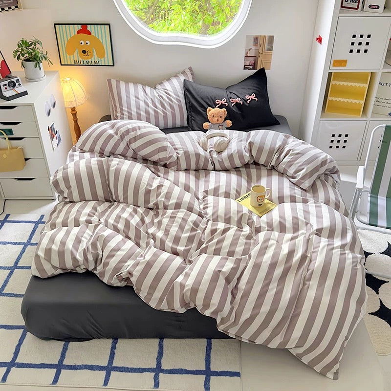 Yellow Polka Dot Bedding Set Black