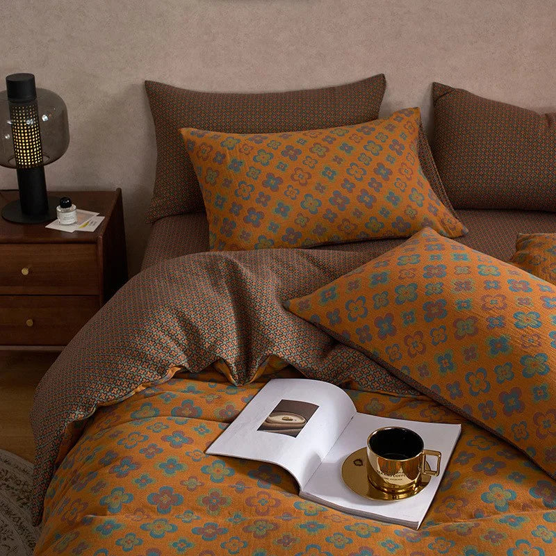 Rouge Vintage  4-Piece Bedding Set