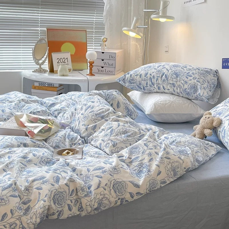 Blue Vintage Floral Bedding Set