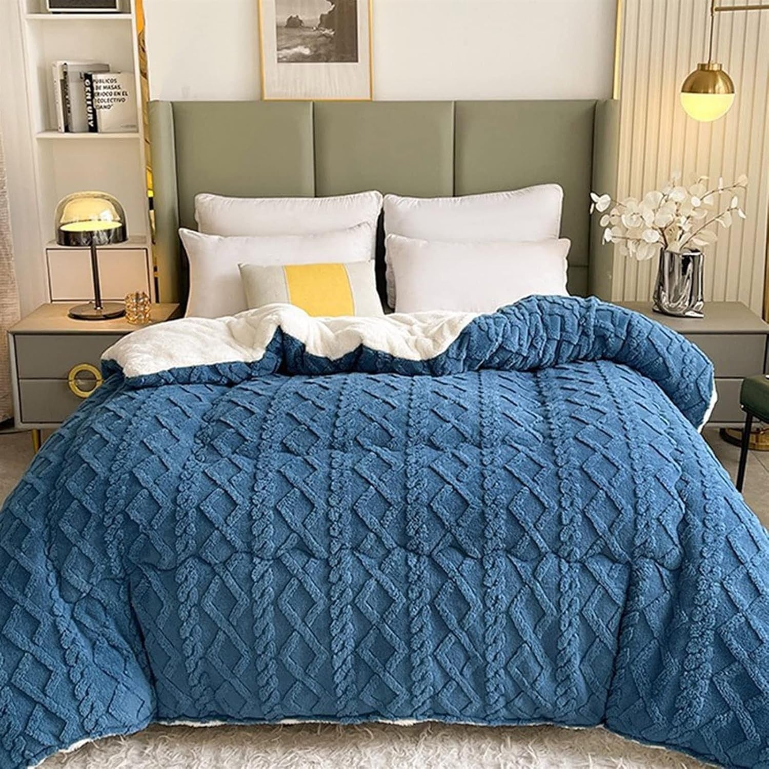 Thick Snuggle Sherpa Blanket Berry Blue