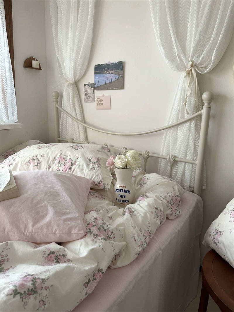 Feminine Aesthetic Floral Duvet Cover Set