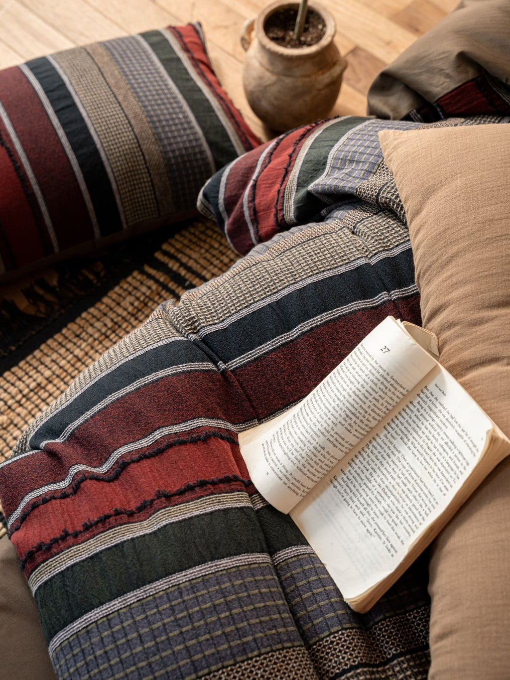 Boho Stripe Cotton Clip-Jacquard Duvet Cover - Burgundy Red