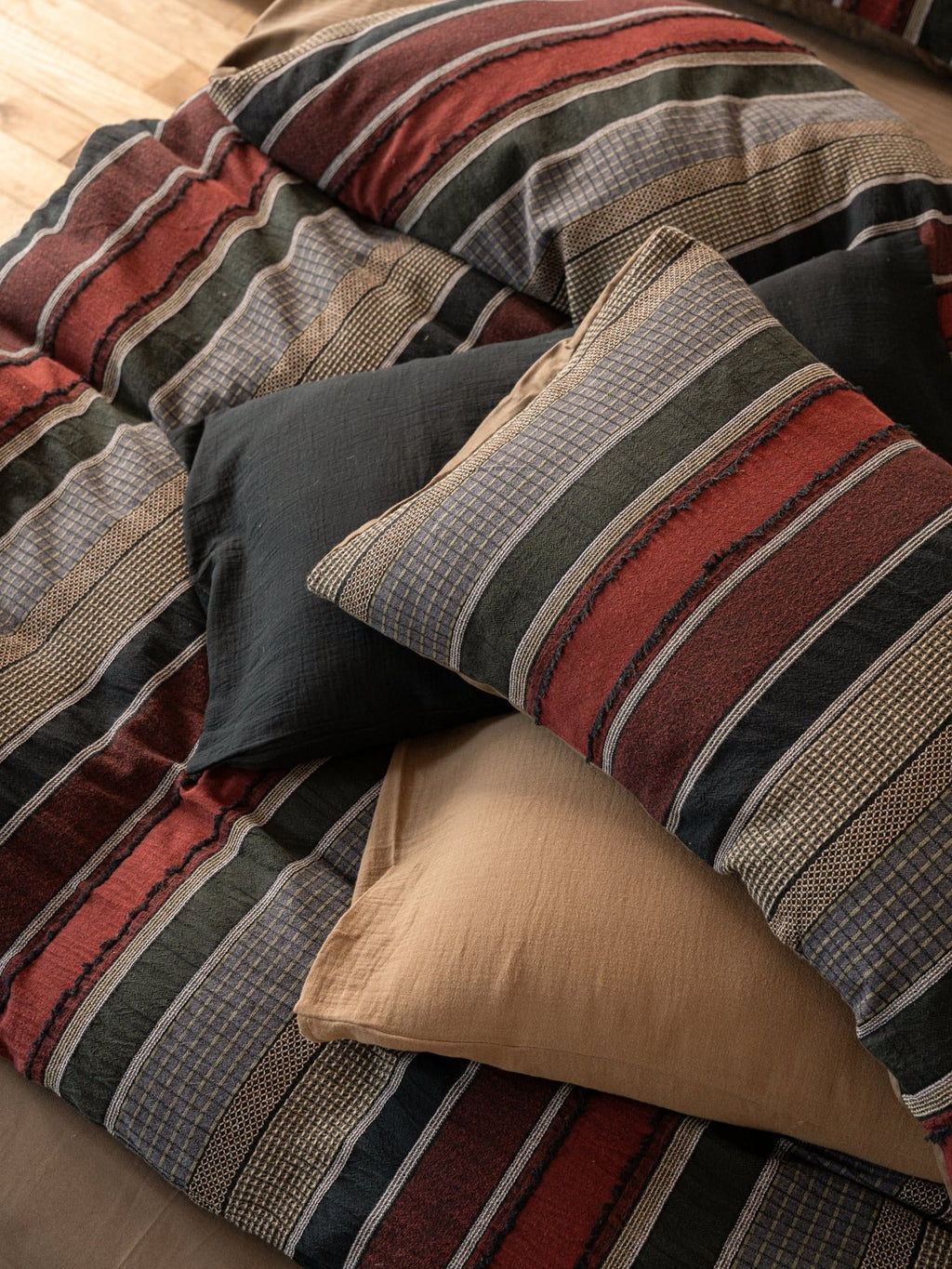 Boho Stripe Cotton Clip-Jacquard Duvet Cover - Burgundy Red