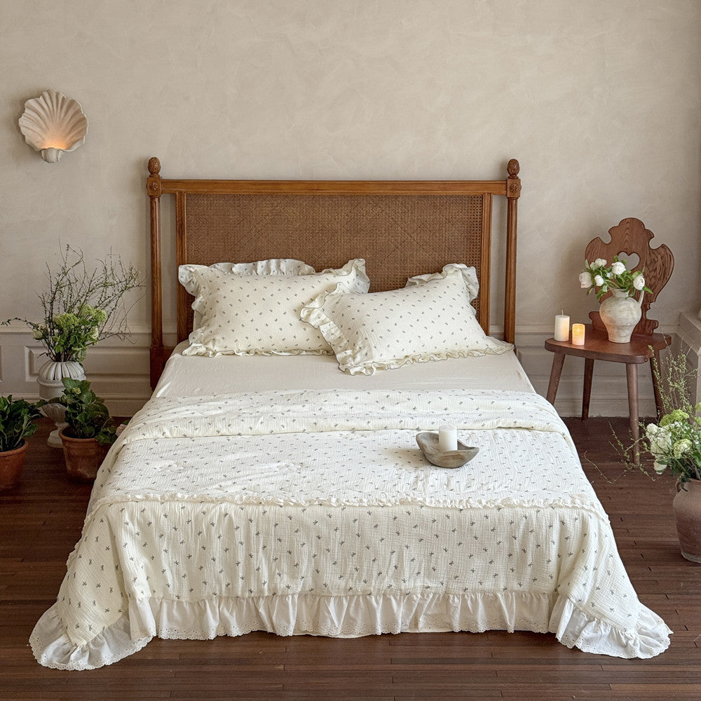 Bow Ruffle Cotton Comforter – Lightweight & Girly Style