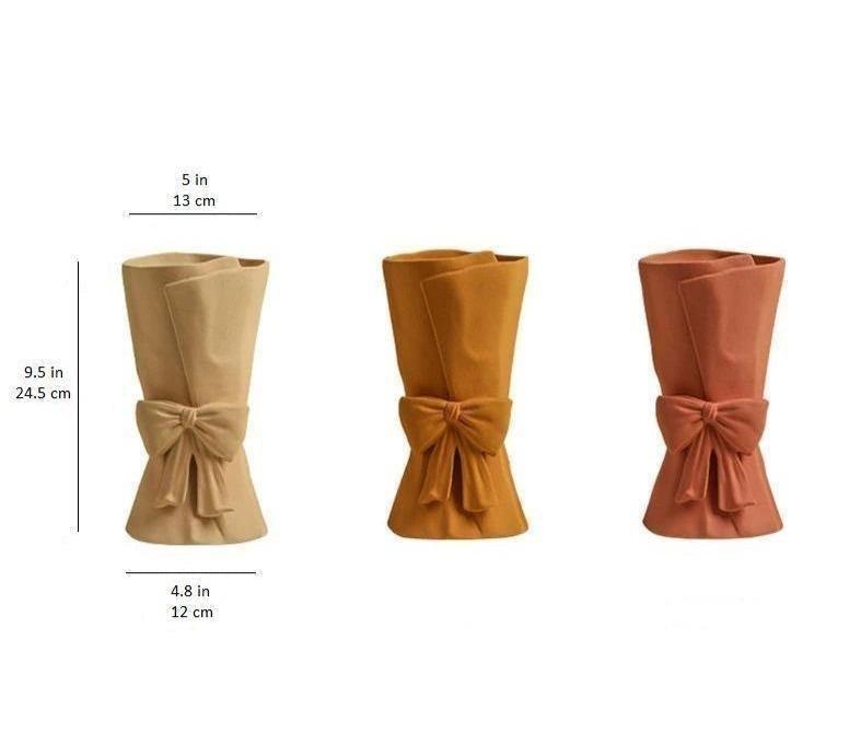 Knot & Bloom - Ceramic Bowknot Vase