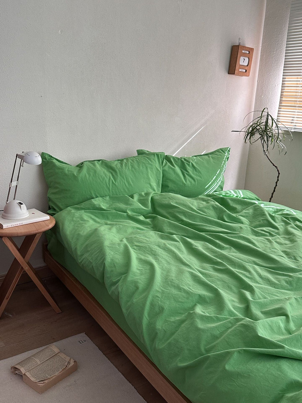 Bright Green Duvet Cover Set