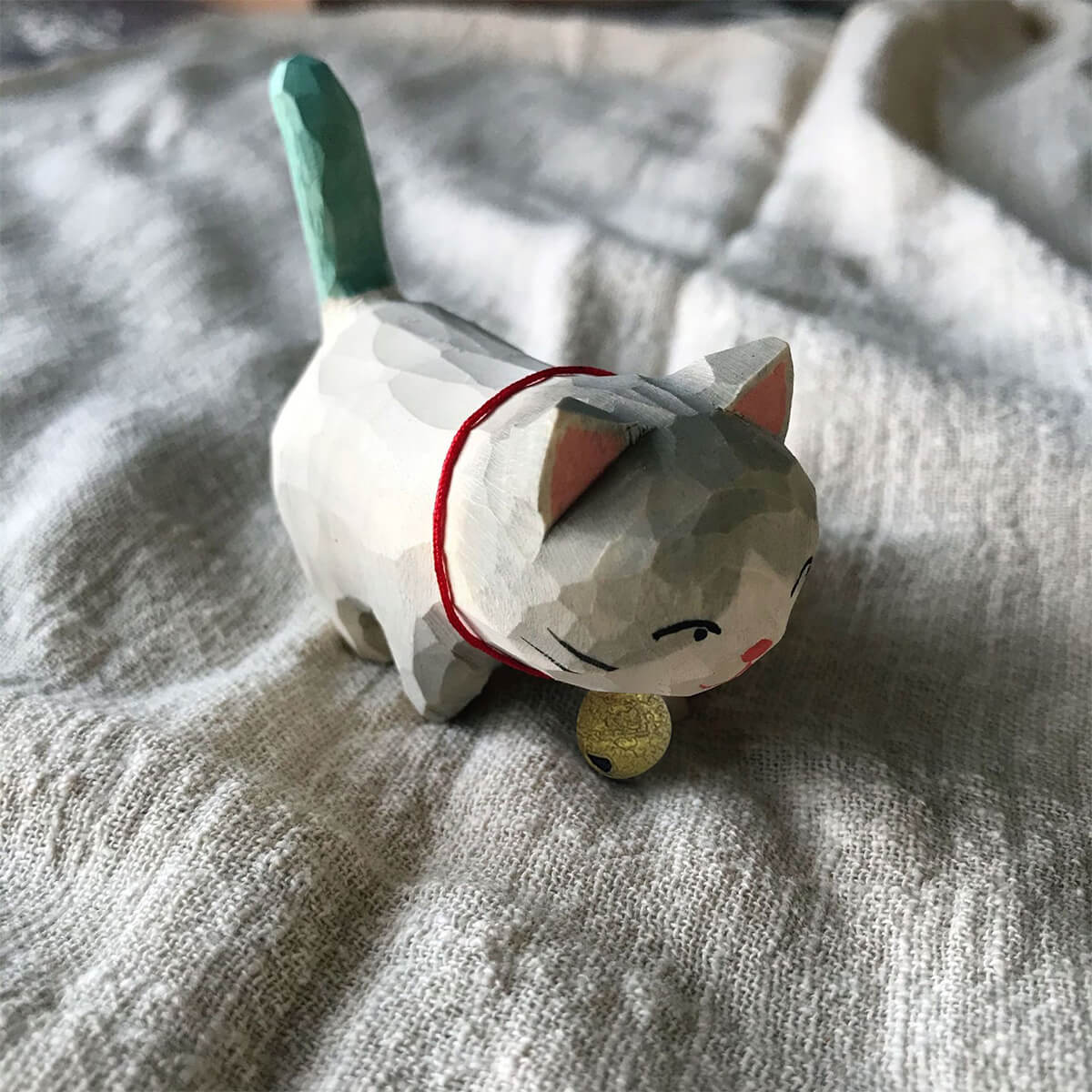 Hand-Carved Cat Figurines Brown