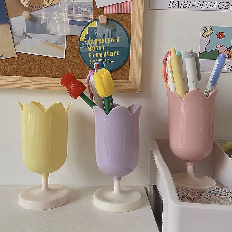 Tulip Pen Holder