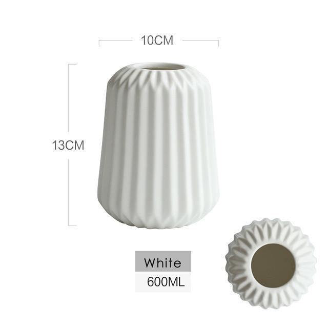 Sakura Grace Ceramic Vases White 02